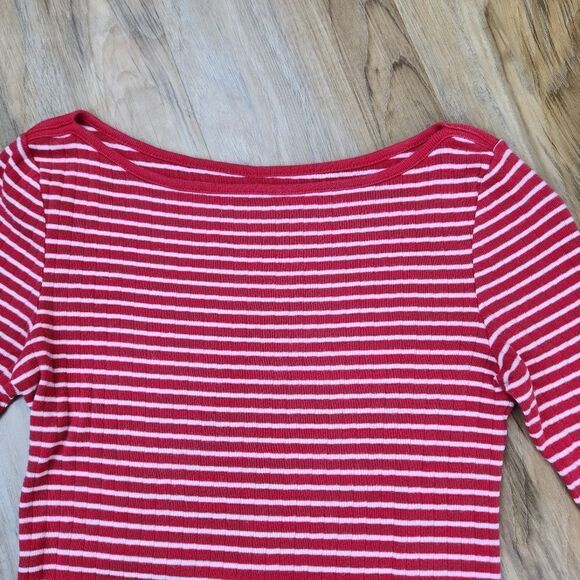 💜Old Navy Red & White Striped Boatneck Elbow Sleeve Top Small - Picture 3 of 8
